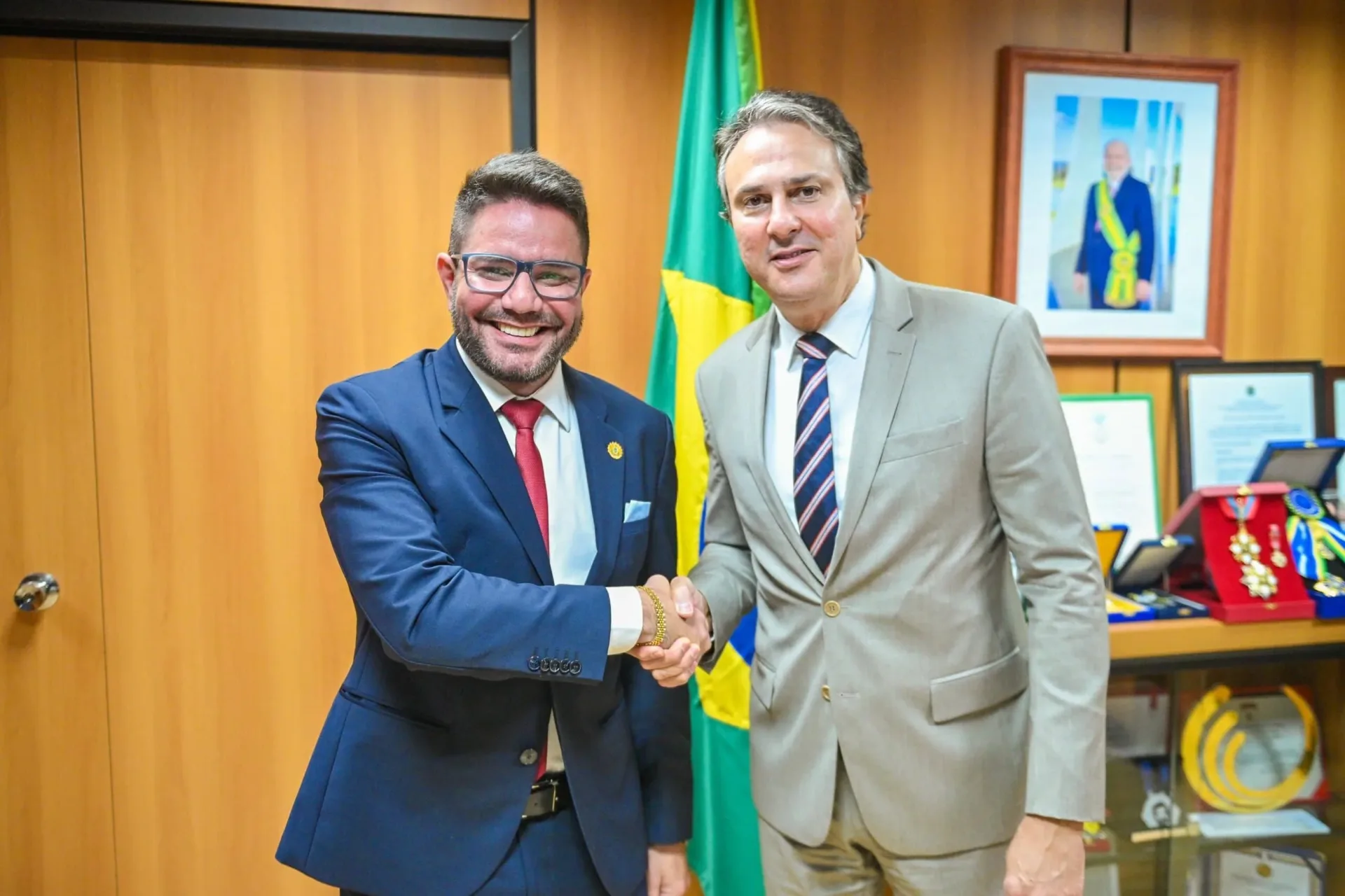 3098 governador gladson cameli articula criacao de universidade estadual com ministro da educacao