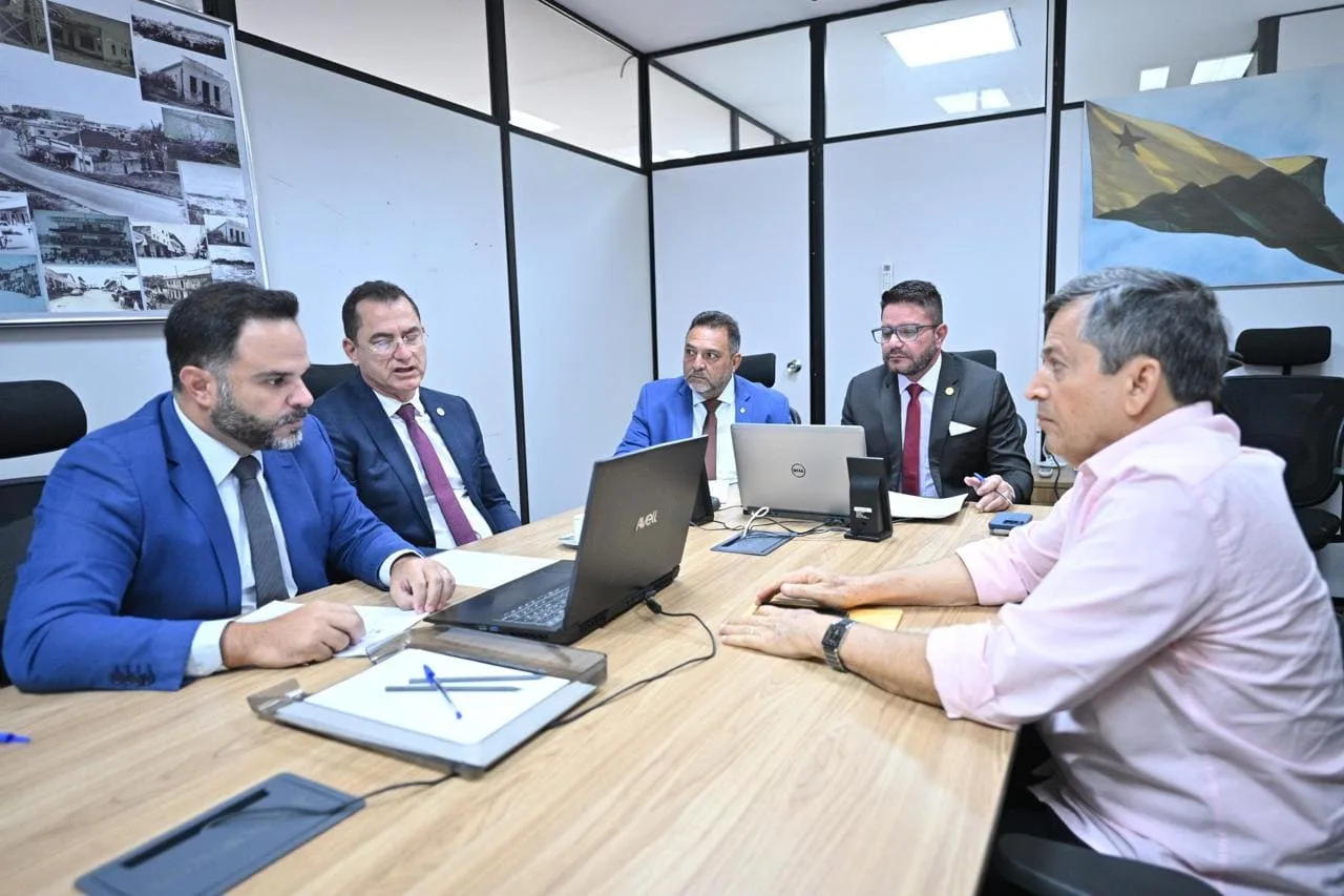 3281 governo do estado intercede pela reabertura de ramal que tira porto walter do isolamento t66c669ba34df5