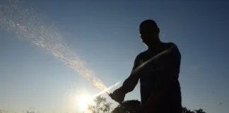 Saneacre reforça abastecimento de água em bairro de Xapuri, com melhoria na pressão de distribuição 3738 saneacre reforca abastecimento de agua em bairro de xapuri com melhoria na pressao de dist66c8e286c3feb