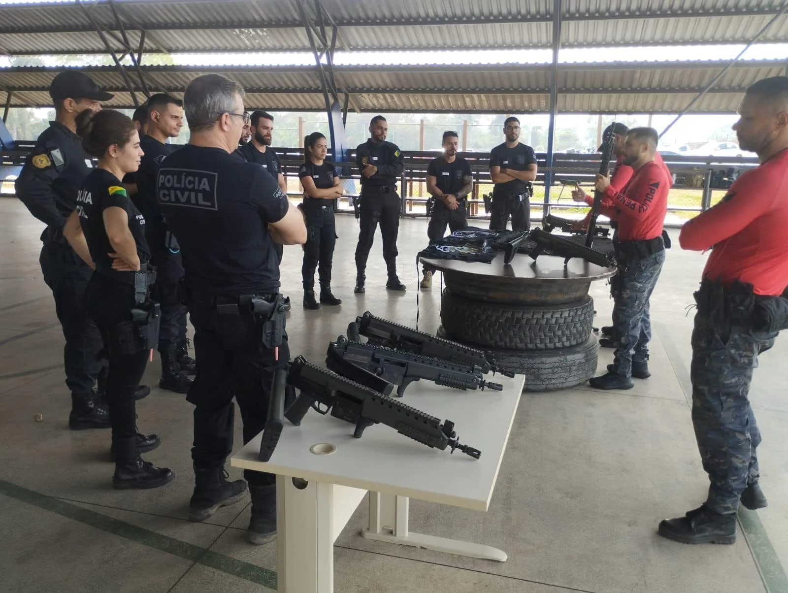 3783 policia civil do acre promove curso de capacitacao tatica para escoltas