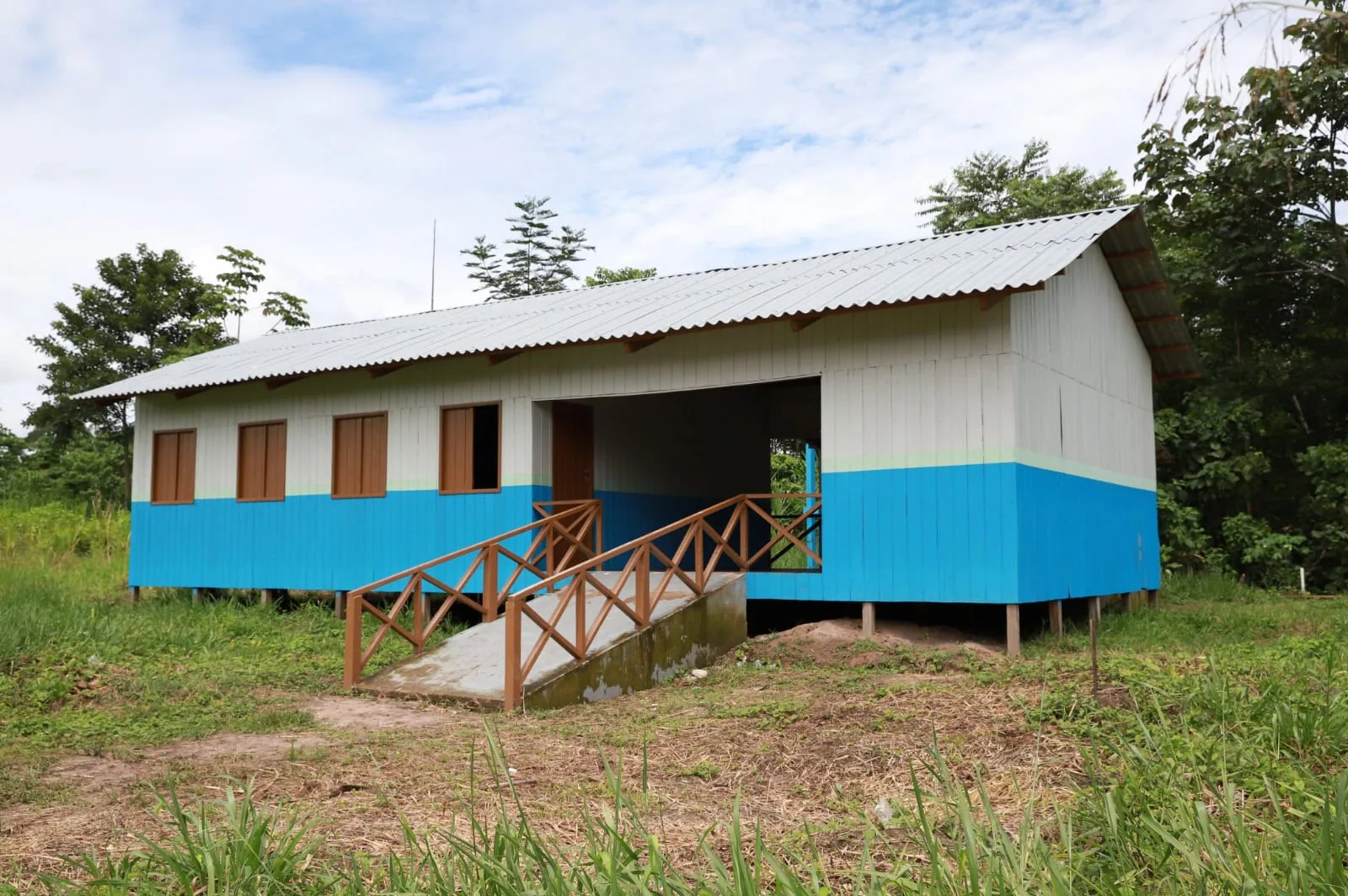 3835 em parceria com governo federal educacao levara internet as escolas rurais e indigenas