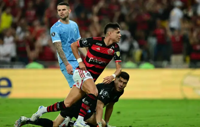 flamengo-bate-o-bolivar-no-maracana-e-larga-na-frente-nas-oitavas-da-libertadores