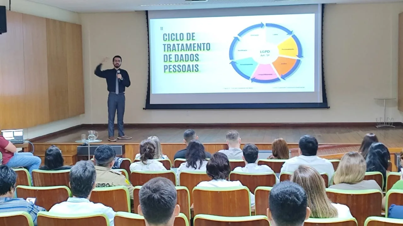 3889 controladoria geral do estado realiza capacitacao sobre as leis lgpd e lai para ouvidorias66cb3f3d2071e