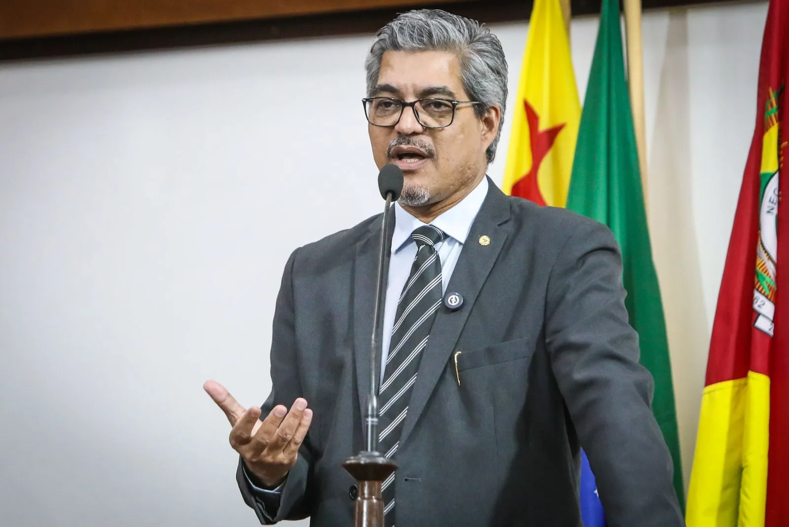 4179 edvaldo magalhaes destaca promulgacao de leis que beneficiam setor produtivo e meio ambien66cd71c4c8c28