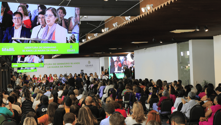 secretaria-da-mulher-do-acre-participa-de-seminario-em-celebracao-aos-18-anos-da-lei-maria-da-penha,-em-fortaleza