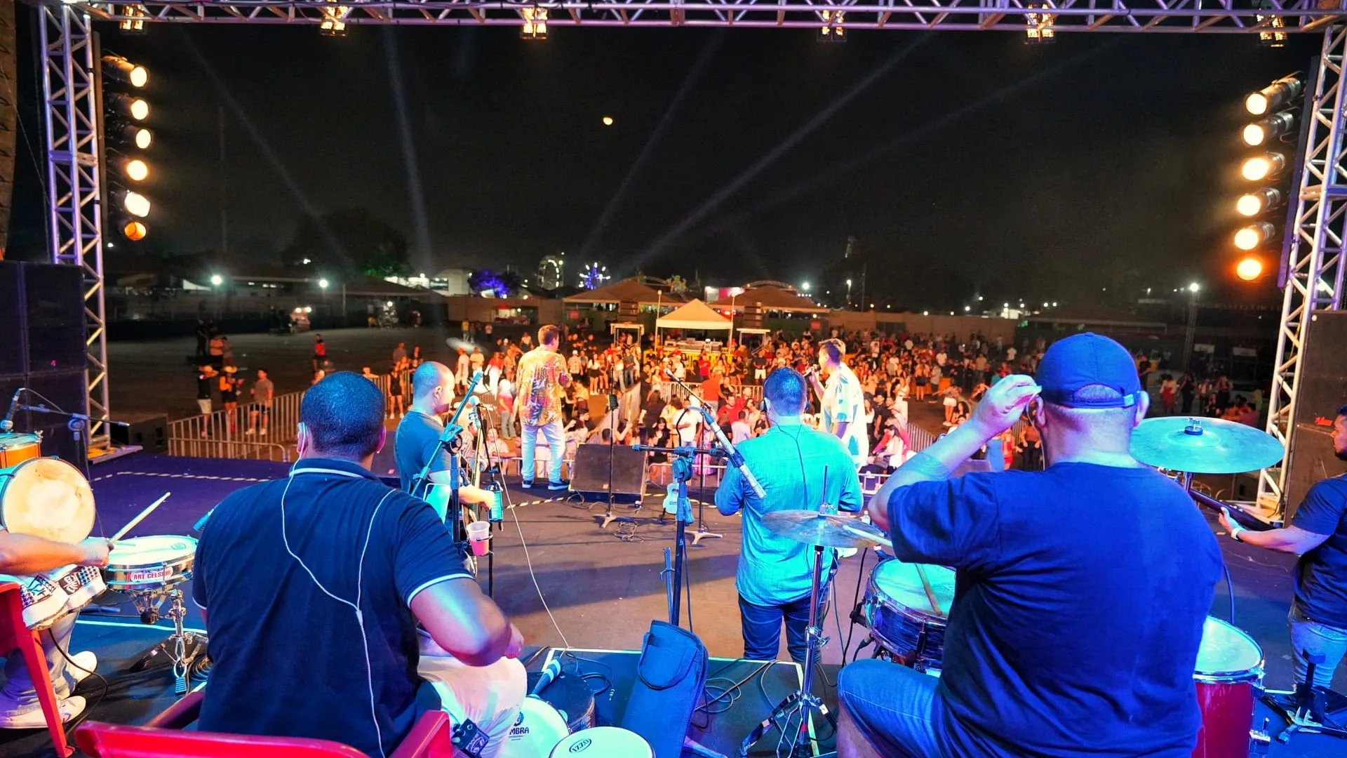 4413 governo viabiliza 27 apresentacoes de artistas locais em palcos da expoacre