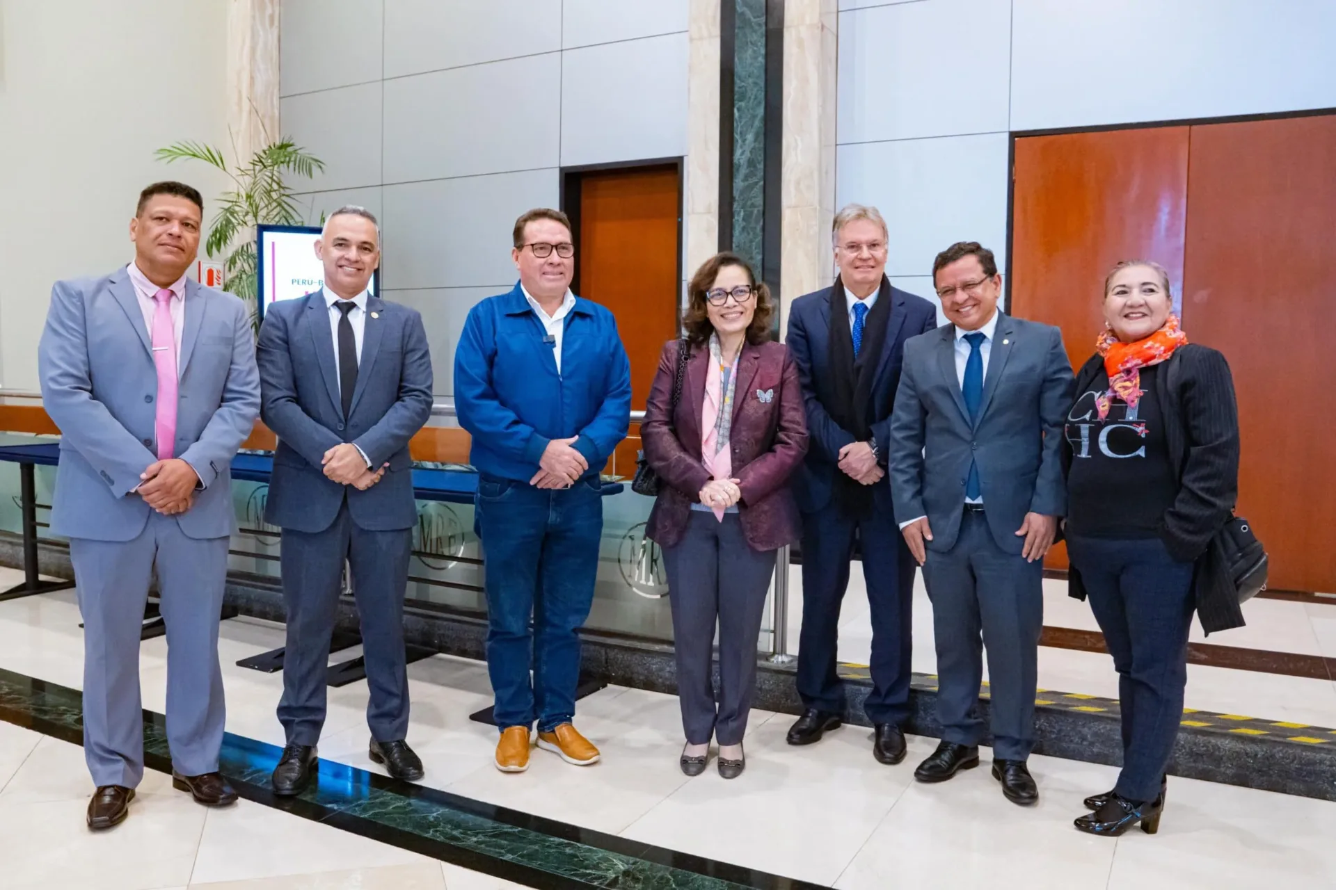 4530 governo do acre e assembleia legislativa participam de agenda sobre integracao fronteirica66d0a15a46308