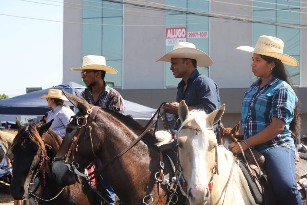 orgaos-de-transito-organizam-plano-especial-para-a-cavalgada-da-expoacre