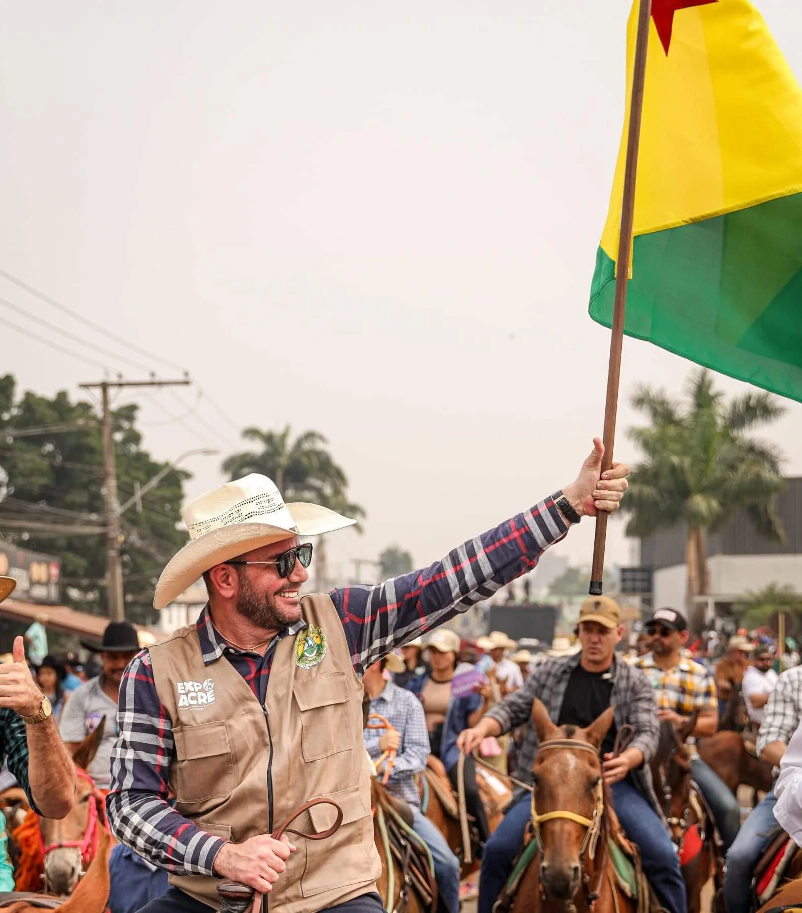 4901 cavalgada anima sabado e abre oficialmente a expoacre expectativa e a melhor possivel