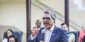 Edvaldo Magalhães destaca necessidade de uma articulação mais firme com órgãos ambientais para garantir avanço da estrada que liga Cruzeiro do Sul à Porto Walter 5052 edvaldo magalhaes destaca necessidade de uma articulacao mais firme com orgaos ambientais 66d3b4e7b300d