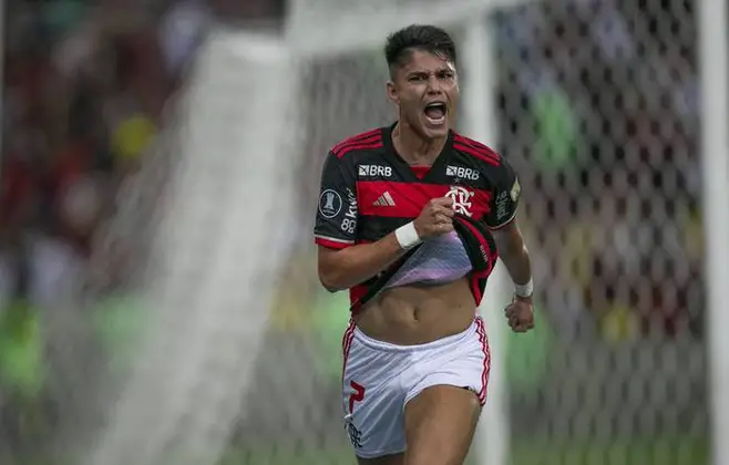 flamengo-vence-o-bolivar-e-vai-as-quartas-da-libertadores-ate-com-uma-derrota-por-um-gol-de-diferenca-na-altitude