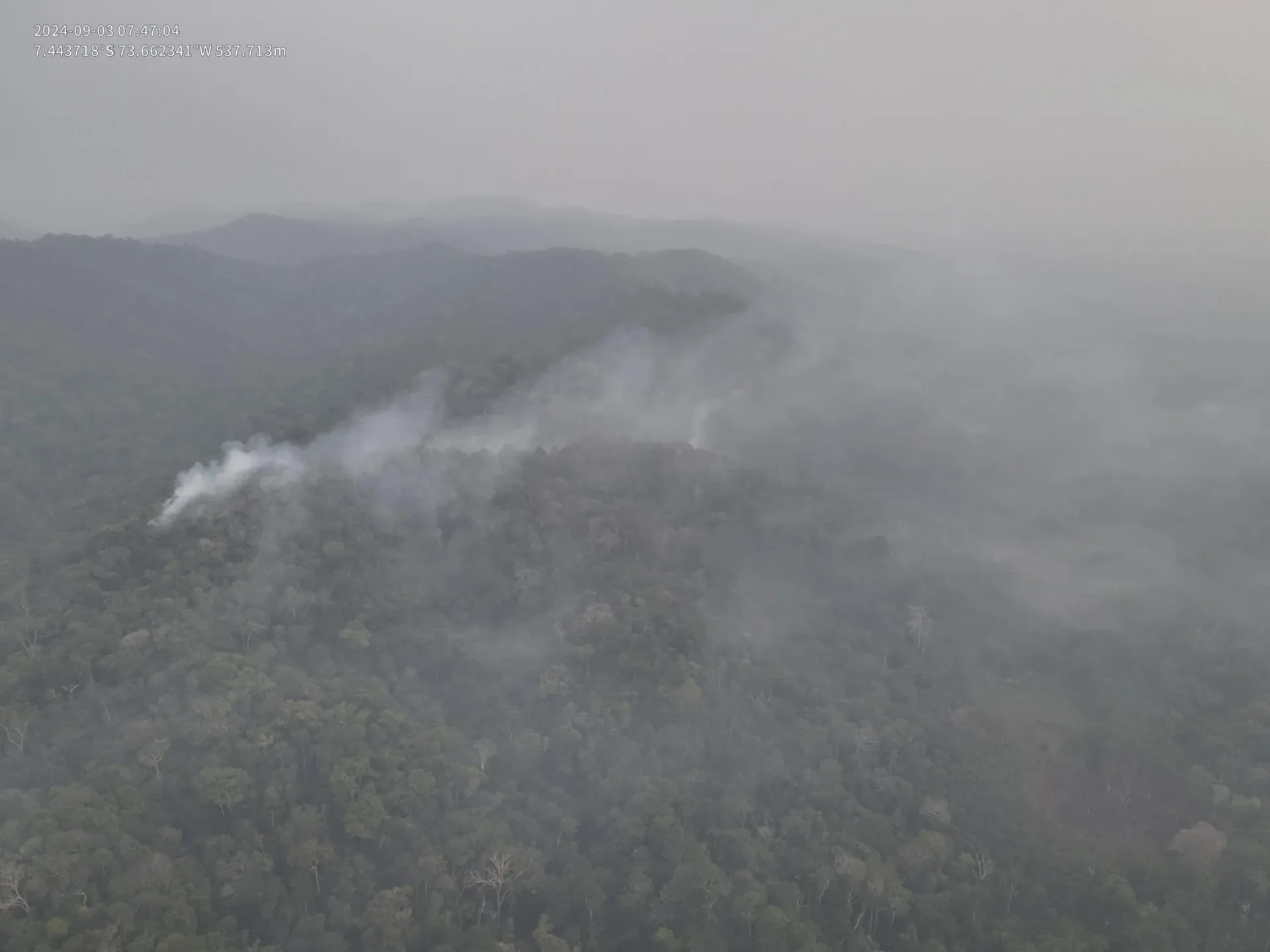 5508 governo do acre mobiliza equipes e controla incendio na serra do divisor em acao coordenad66d7630b91215