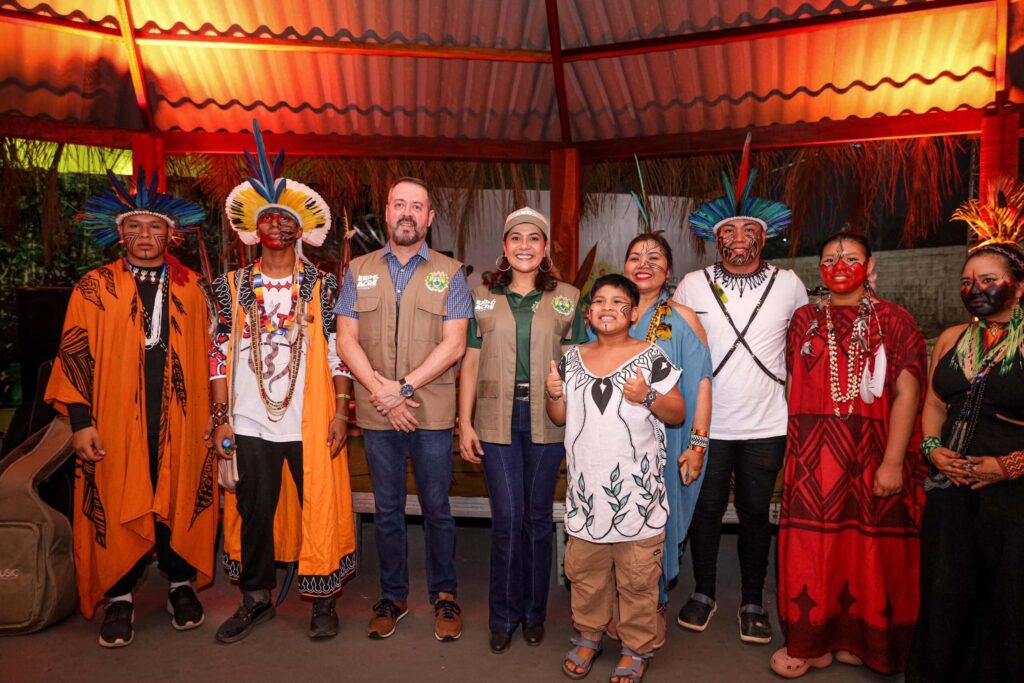 Vice-governadora visita estandes de turismo e empreendedorismo na Expoacre – Cidade AC News vice-governadora-visita-estandes-de-turismo-e-empreendedorismo-na-expoacre