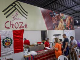 5896 restaurante peruano e destaque no espaco industria da expoacre