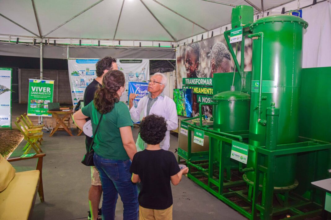 na-expoacre,-saneacre-e-saerb-destacam-educacao-sanitaria-com-foco-na-preservacao-da-agua