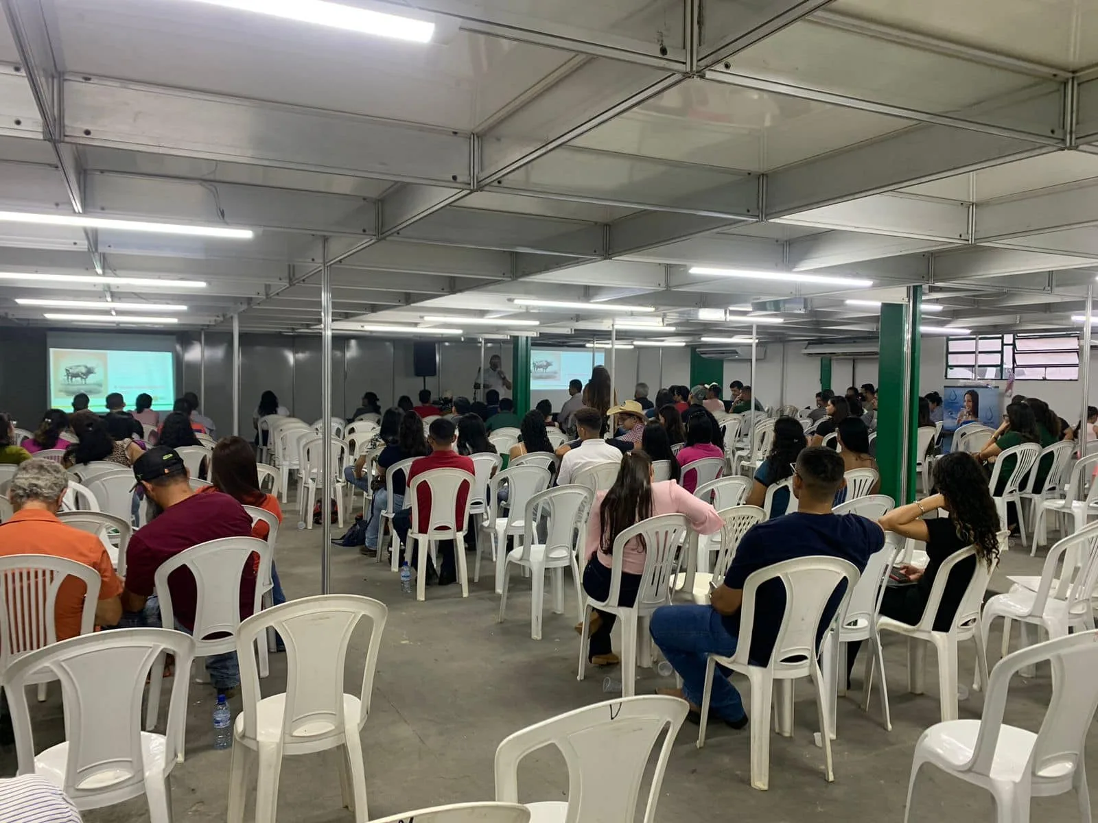 5988 idaf encerra ciclo de palestras na expoacre sobre controle e erradicacao da brucelose e se66da4c5da2315