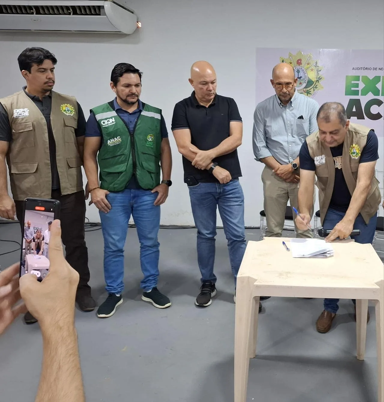 6134 governo do acre vai promover integracao comercial e logistica com empresas de arequipa