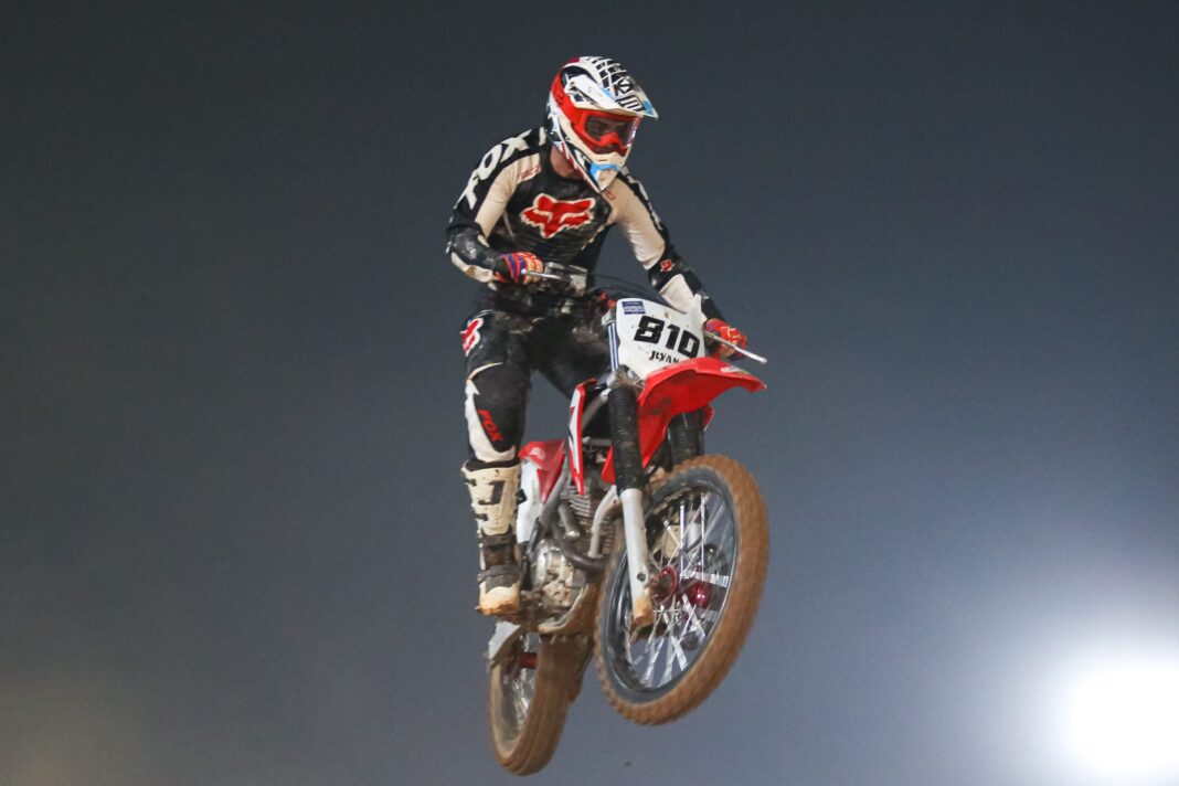 expoacre-e-palco-de-emocao-e-adrenalina-na-2a-noite-do-campeonato-acreano-de-motocross