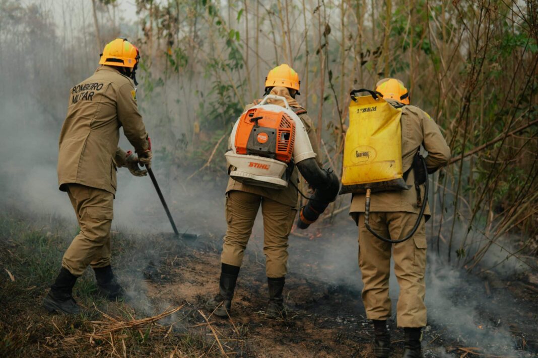 estado-atua-com-diversas-instituicoes-para-combater-queimadas-e-punir-responsaveis-em-todo-o-acre