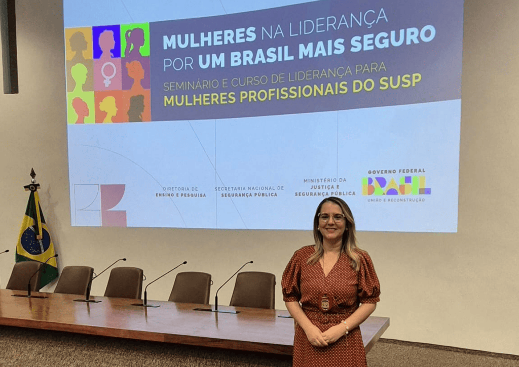 delegada-da-policia-civil-do-acre-participa-de-seminario-mulheres-na-lideranca-por-um-brasil-mais-seguro