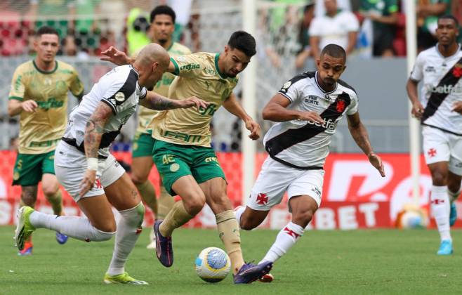 vasco-perde-para-o-palmeiras-e-amplia-jejum