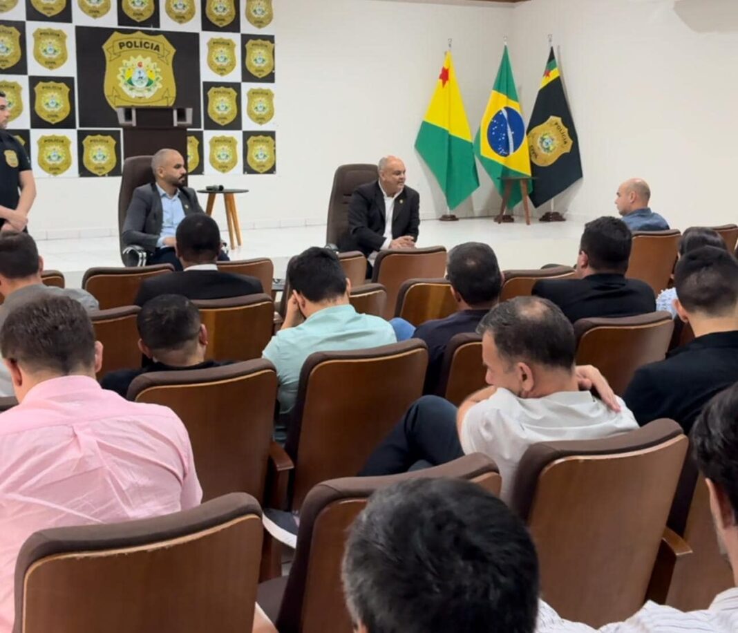 direcao-geral-da-policia-civil-realiza-reuniao-de-alinhamento-com-delegados-da-capital-e-interior