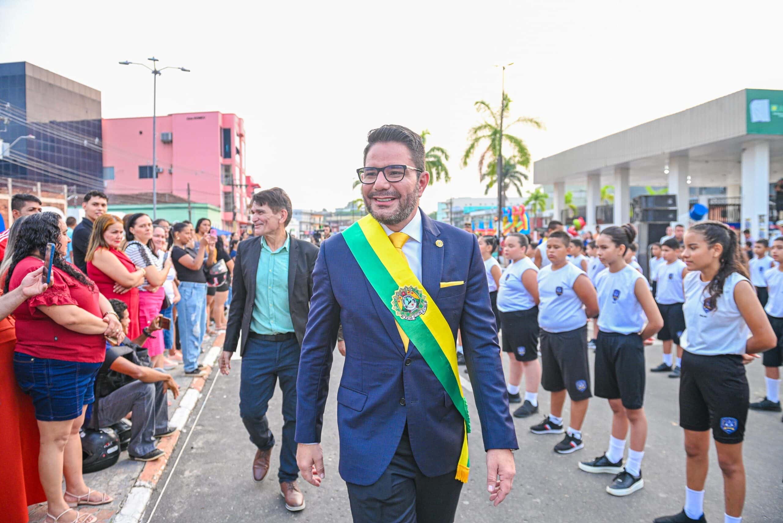 governador-gladson-cameli-prestigia-festa-em-celebracao-aos-120-anos-de-cruzeiro-do-sul
