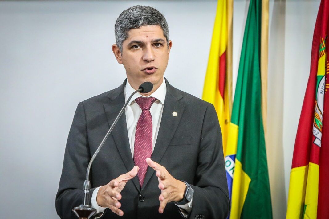 fagner-calegario-critica-aumento-do-ipva-e-cobra-compromisso-de-parlamentares-e-prefeito-de-rio-branco