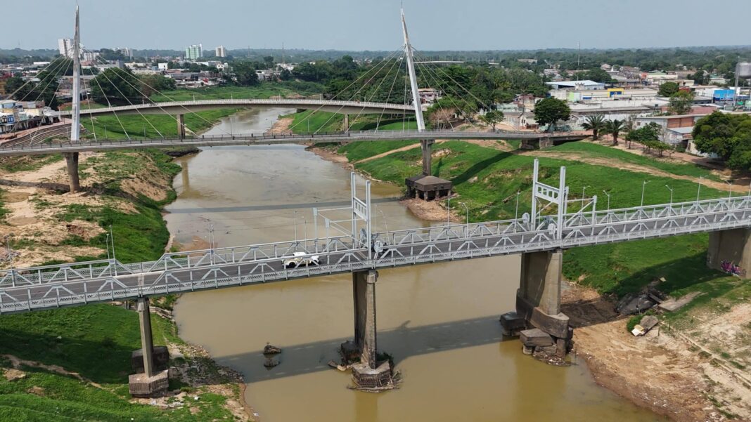 governo-do-estado-e-prefeitura-de-rio-branco-finalizam-limpeza-do-rio-acre