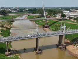 10378 governo do estado e prefeitura de rio branco finalizam limpeza do rio acre