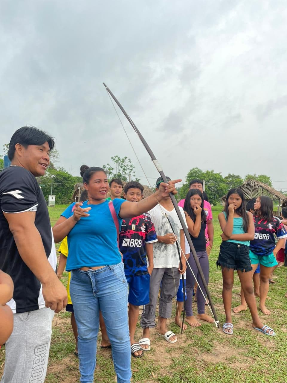 professor-indigena-do-acre-ensina-geografia-e-cultura-ancestral-para-o-povo-shanenawa