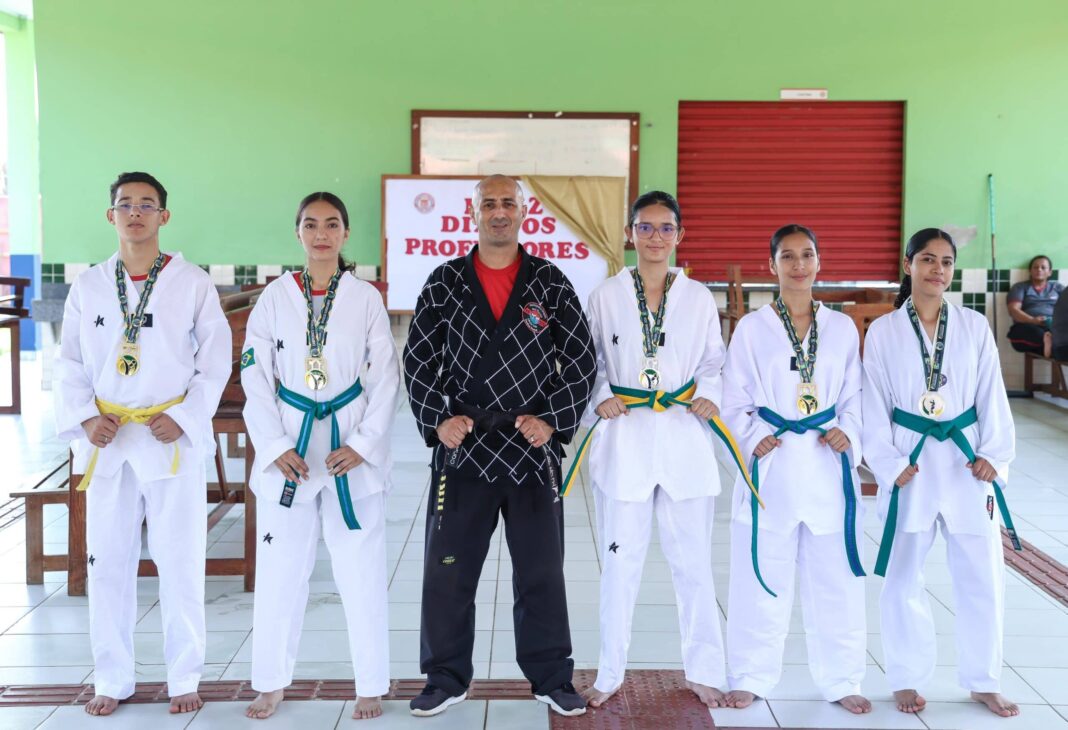 projeto-de-taekwondo-liderado-por-subtenente-dos-bombeiros-transforma-vidas-no-colegio-militar-dom-pedro-ii