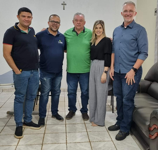 prefeitura-recebe-sebrae-e-discute-fomentacao-do-turismo-em-placido