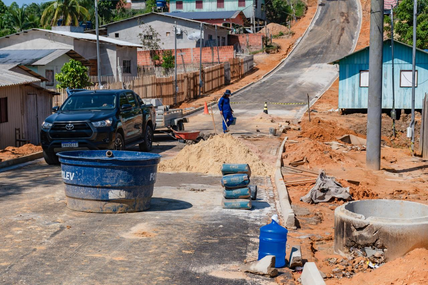 prefeitura-intensifica-acoes-de-infraestrutura-e-abertura-de-ruas-em-cruzeiro-do-sul