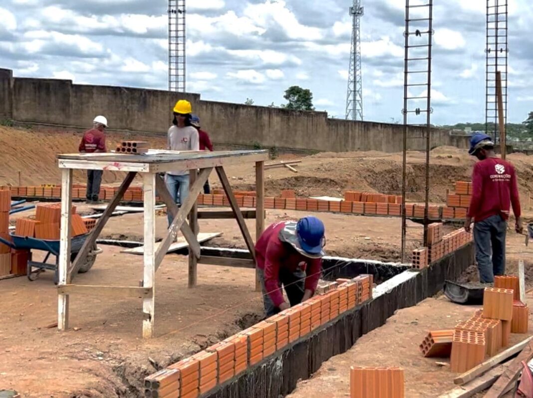 governo-avanca-nas-obras-da-sede-propria-do-arquivo-publico-do-acre