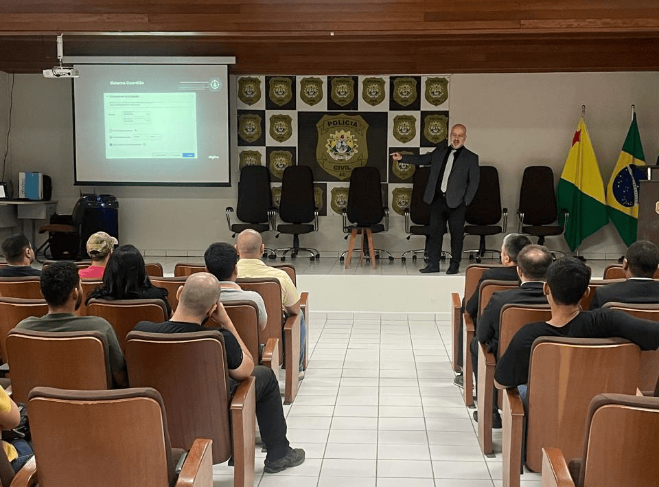 policia-civil-do-acre-promove-workshop-de-atualizacao-tecnologica-para-delegados,-escrivaes-e-agentes