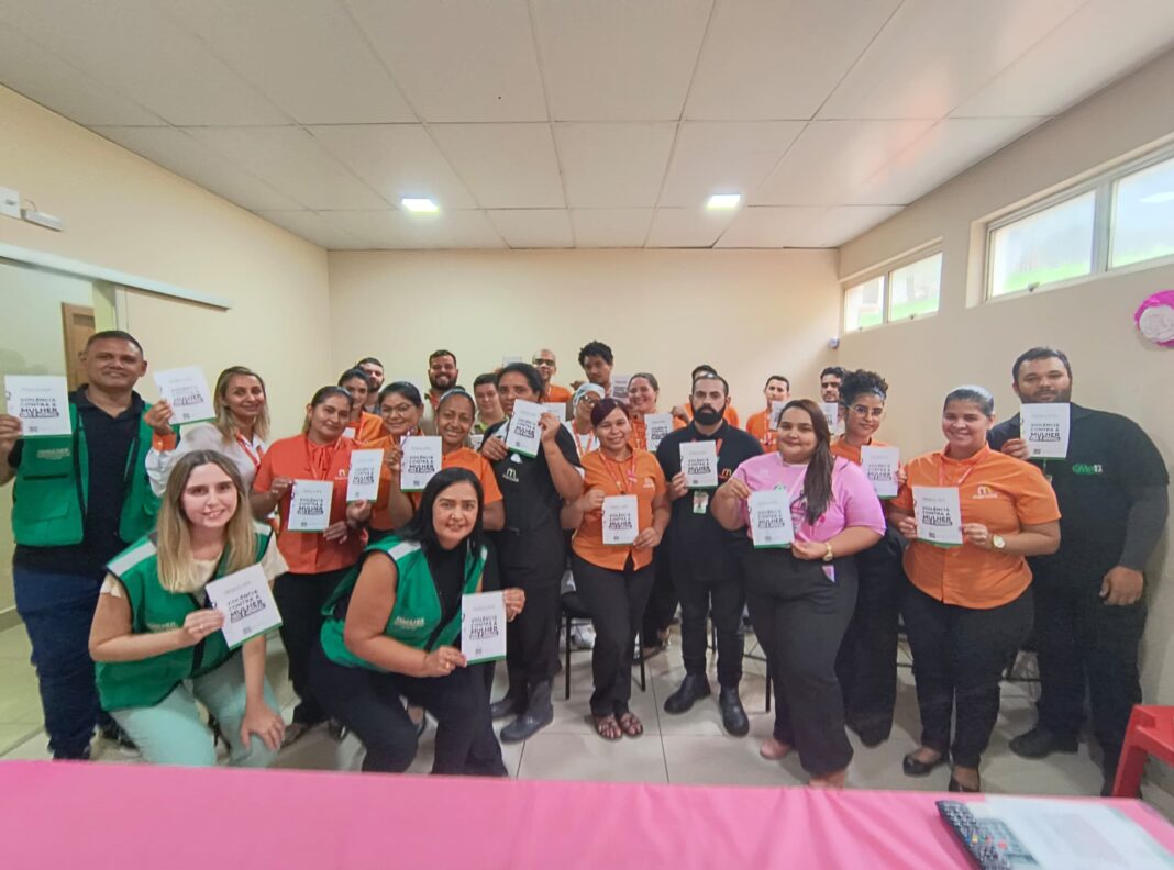 secretaria-da-mulher-realiza-palestra-nao-se-cale,-de-enfrentamento-a-violencia-moral-e-sexual-no-ambiente-de-trabalho,-para-colaboradores-de-instituicoes-em-rio-branco