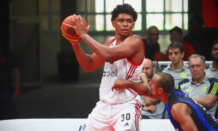 dominando-o-ultimo-quarto,-flamengo-vence-pinheiros-no-rio dominando-o-ultimo-quarto,-flamengo-vence-pinheiros-no-rio