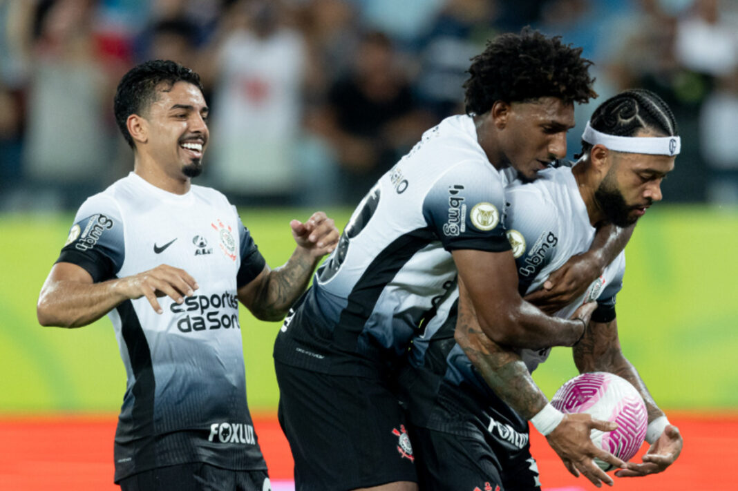 tres-meses-de-espera…-corinthians-deixa-o-z4-com-rara-vitoria-fora-de-casa-e-respira