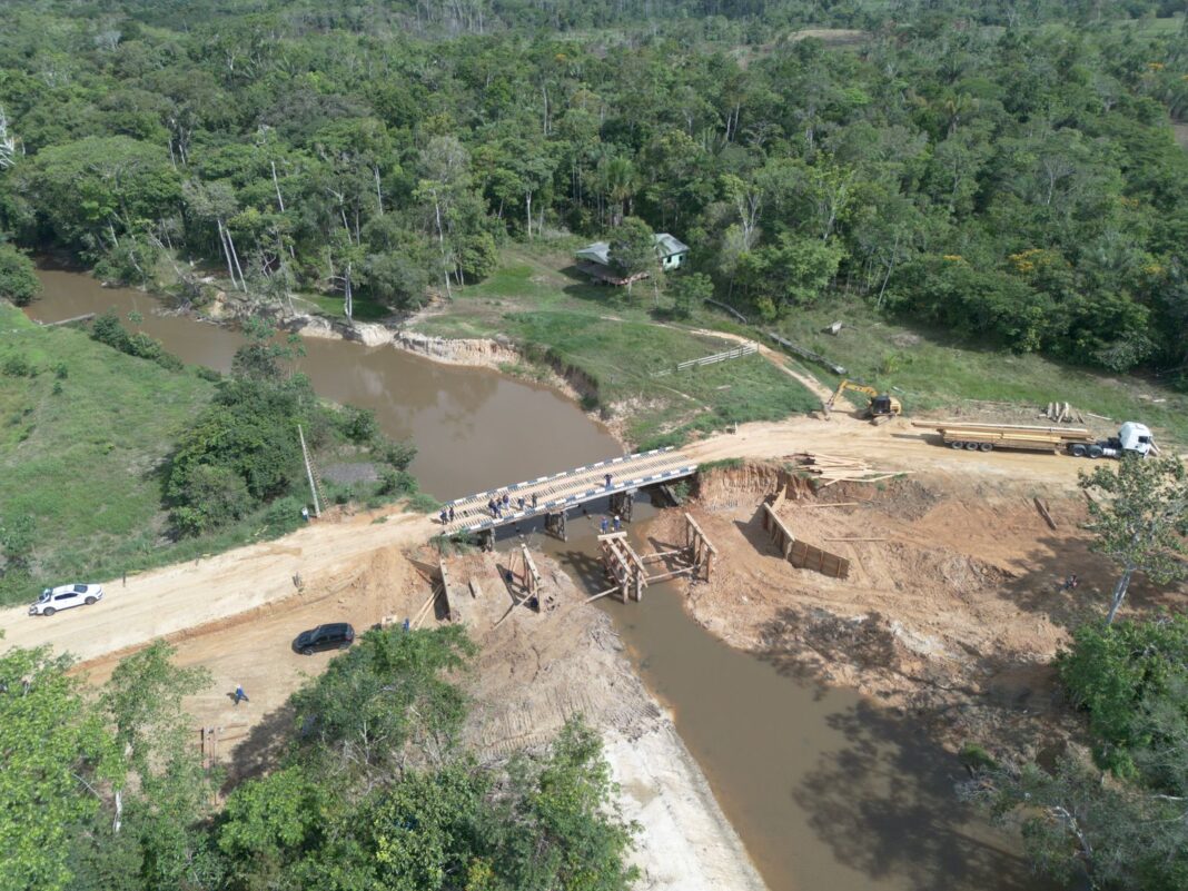 deracre-vistoria-construcao-da ponte do viola-em-mancio-lima-e-rodrigues-alves