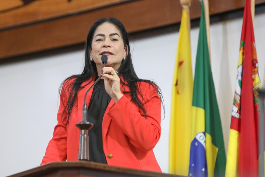 maria-antonia-denuncia-brutalidade-da-violencia-contra-mulheres-e-clama-por-justica