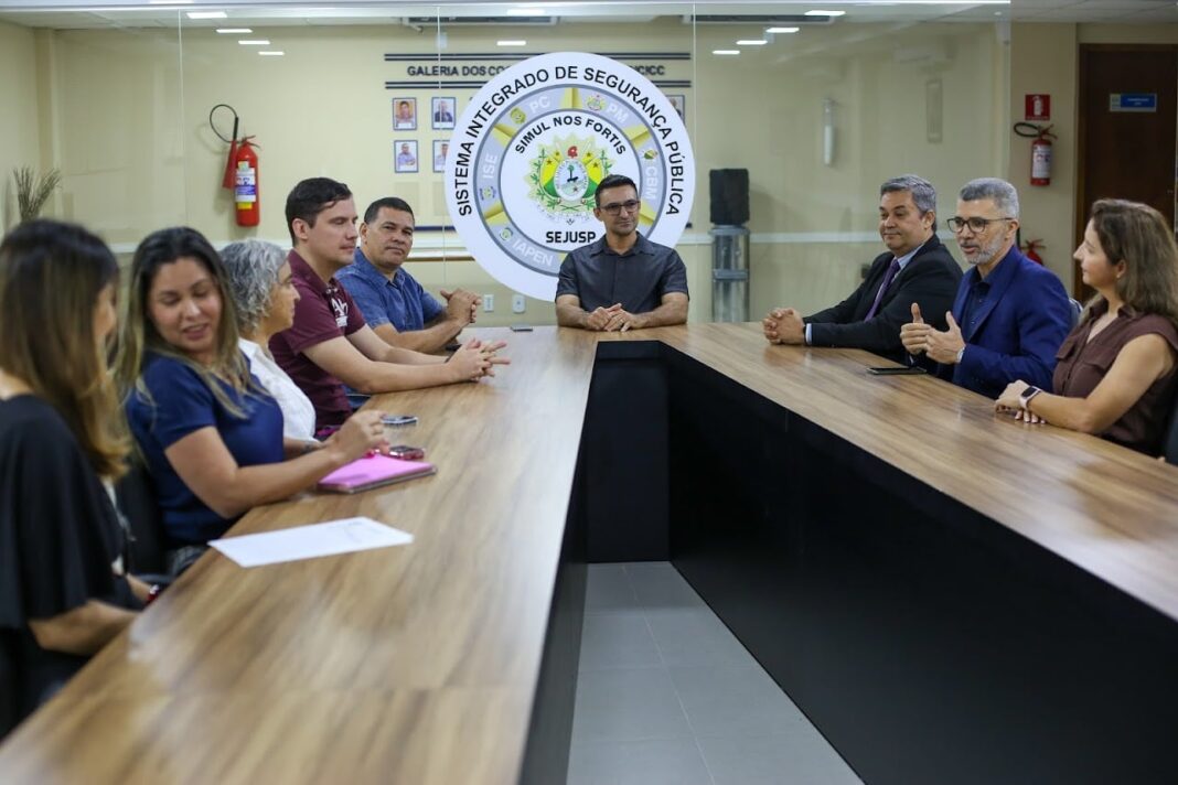 ministerio-da-justica-realiza-auditoria-final-do-laboratorio-de-genetica-do-departamento-de-policia-cientifica-do-acre-para-o-ingresso-na-rede-nacional-de-bancos-de-perfil-genetico