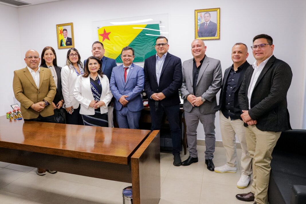 visita-de-agencias-de-aviacao-do-peru-ao-acre-fortalece-parcerias-para-desenvolvimento-logistico-e-comercial