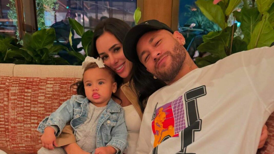 neymar-retorna-ao-brasil-para-comemorar-o-aniversario-da-sua-filha,-mavie