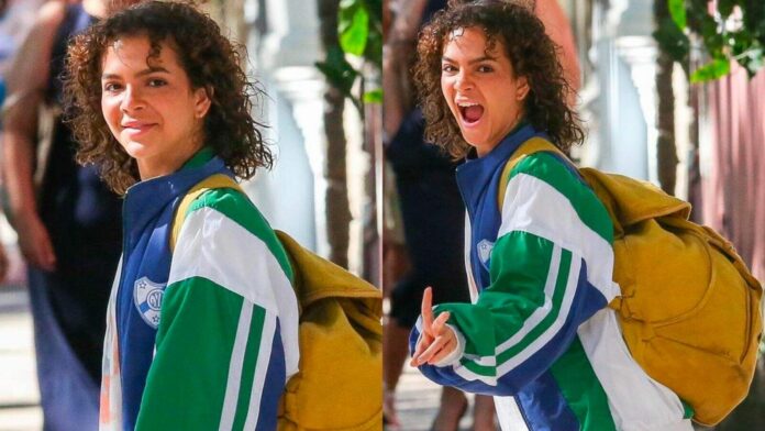 mel-maia-e-fotografada-enquanto-grava-filme-no-bairro-da-urca,-rio-de-janeiro. mel-maia-e-fotografada-enquanto-grava-filme-no-bairro-da-urca,-rio-de-janeiro.