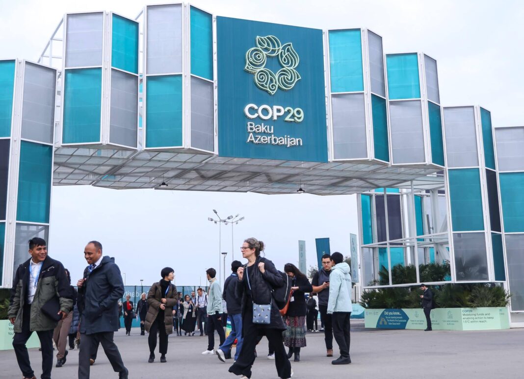 governo-apresenta-paineis-sobre-governanca-climatica-e-adaptacao-as-mudancas-globais-em-busca-de-captacao-de-recursos na cop 29