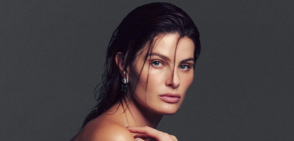 isabeli-fontana-surpreende-com-ensaio-nu-e-recebe-elogios-nas-redes-sociais