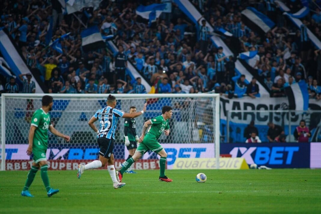 gremio-arranca-empate-com-juventude-no-fim,-mas-nao-evita-vaias-na-arena