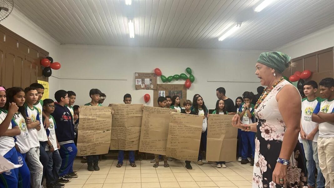 escola-leoncio-de-carvalho-realiza-atividades-alusivas-a-semana-da-consciencia-negra