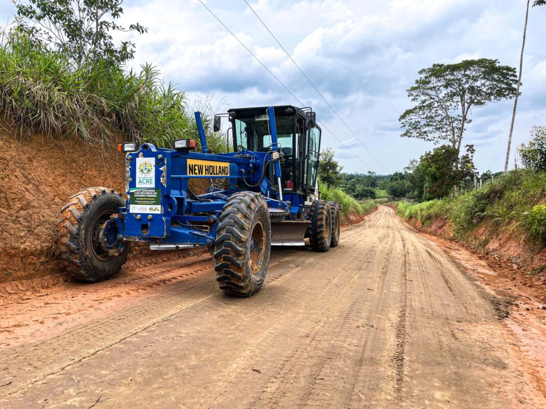 parceria-entre-bancada-federal-e-governo-do-acre-garante-execucao-de-grandes-obras-no-estado